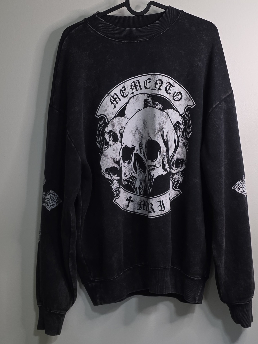 Hot Topic Memento Mori Women's Oversized Pullover Sweatshirt